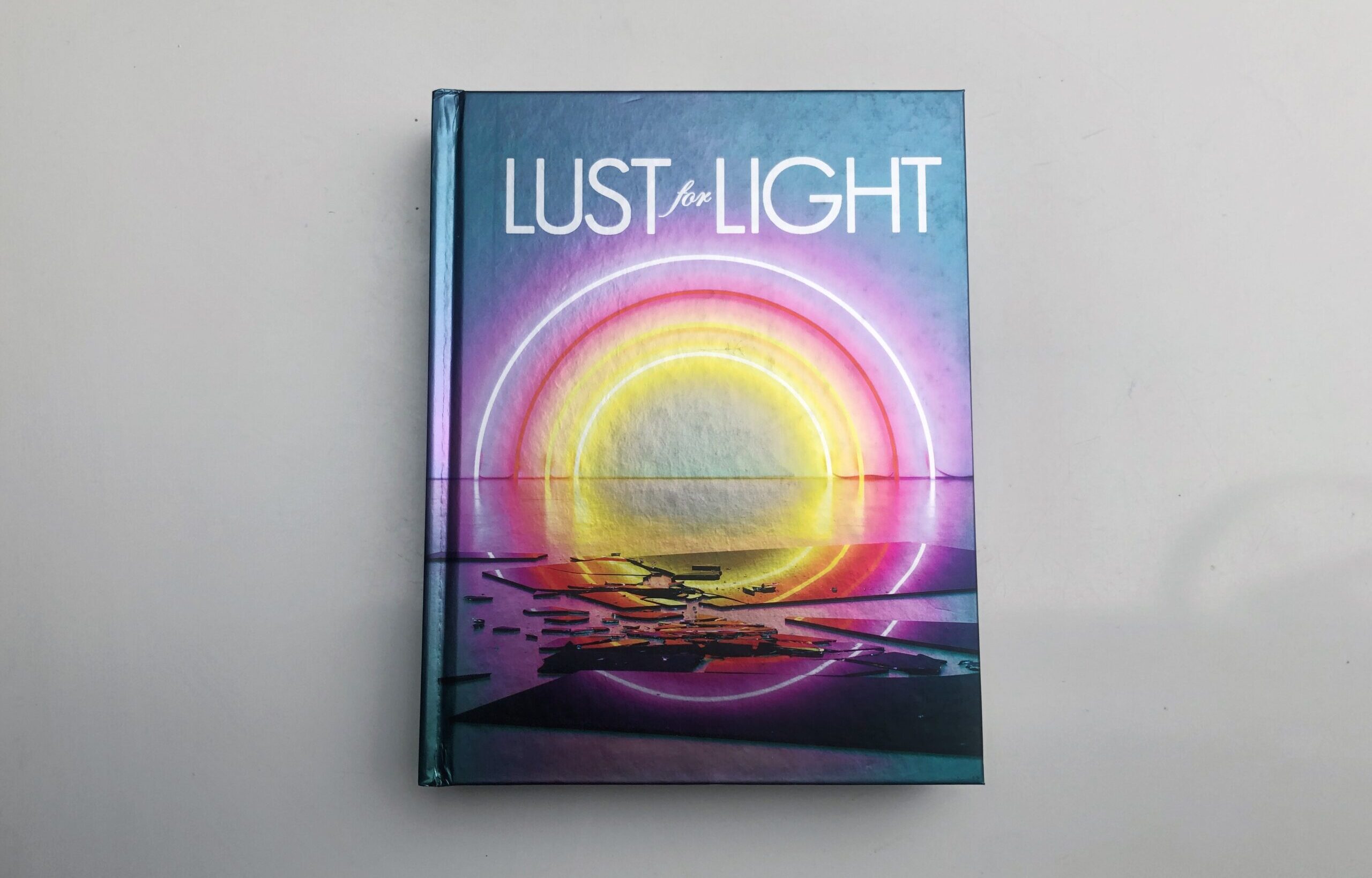 Read more about the article A wonderful book on light art photography – Lust for Light